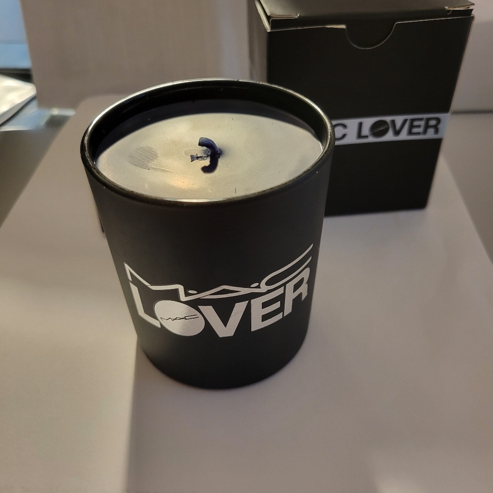 MAC Lover Candle NIB - Picture 3 of 8
